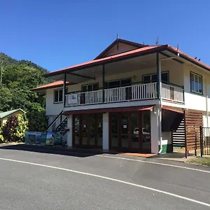 big4-cairns-crystal-cascades-holiday-park.cairnshotels4all.com/