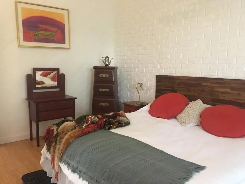 Bed & Breakfast Eumundi Guesthouse And B&B