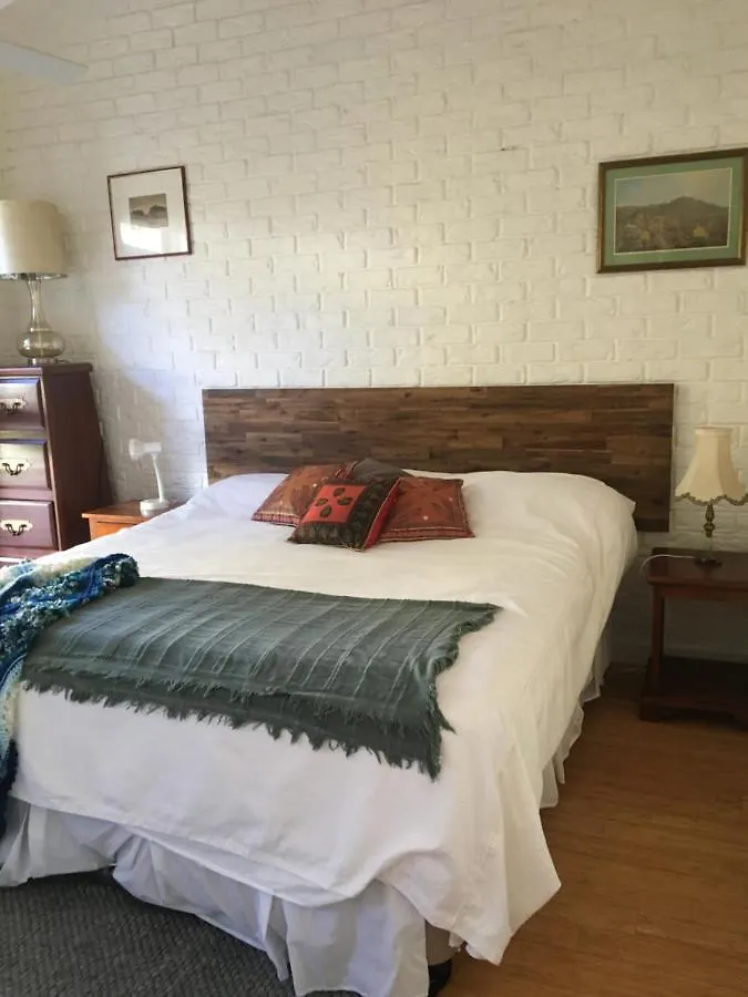 Eumundi Guesthouse And B&B Bed & Breakfast