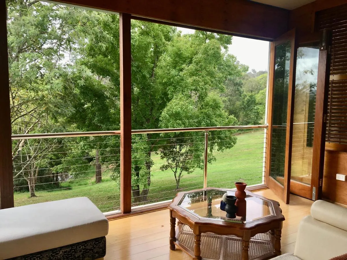 Bed & Breakfast Eumundi Guesthouse And B&B