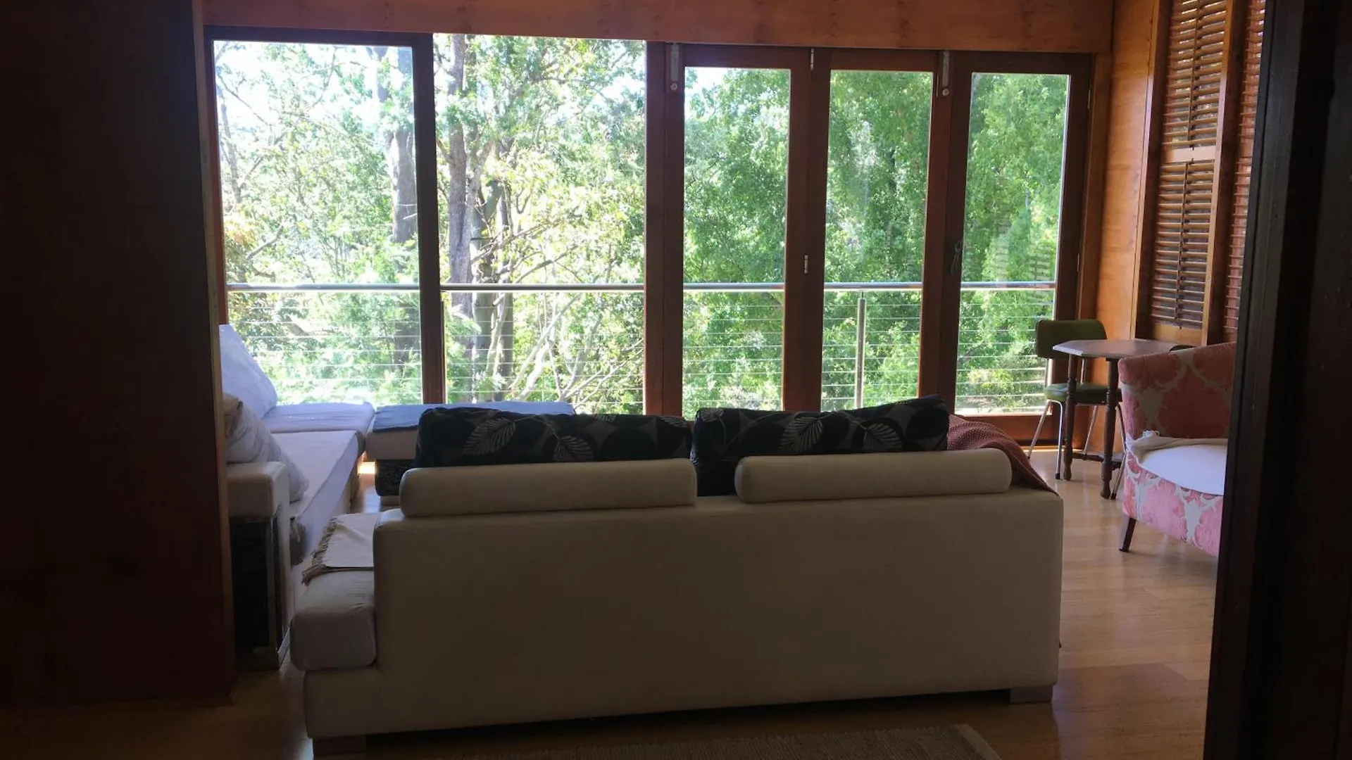 Eumundi Guesthouse And B&B Bed & Breakfast
